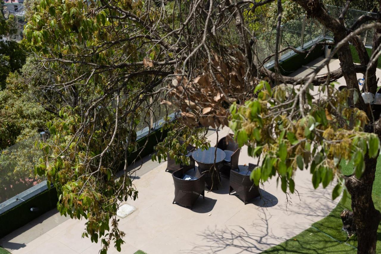 Accord Hotel Mussoorie Kültér fotó