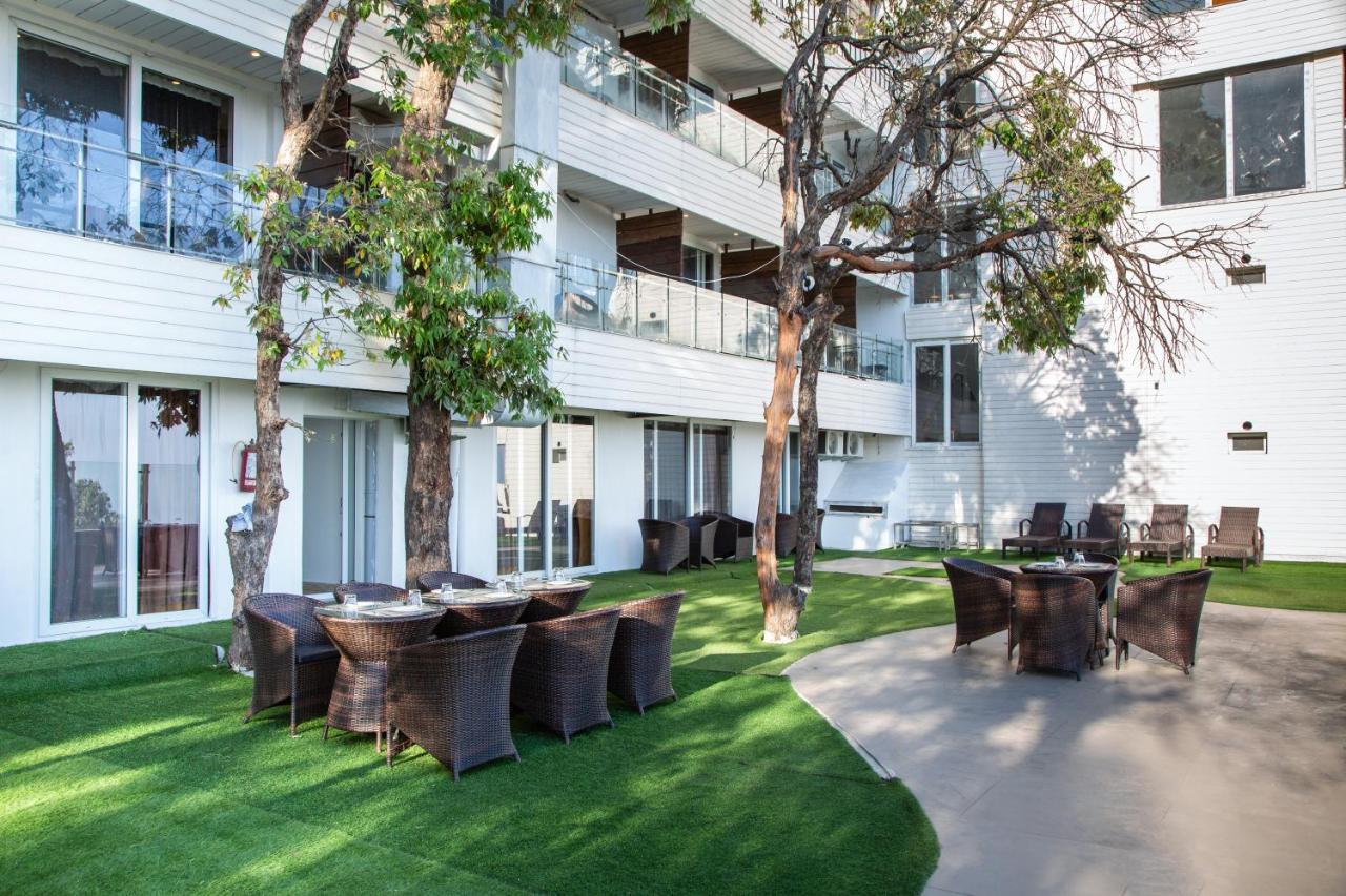 Accord Hotel Mussoorie Kültér fotó